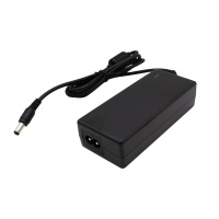 Well Power WP-1205P 5.5 X 2.5 mm 12 V 5 Amper Adaptör