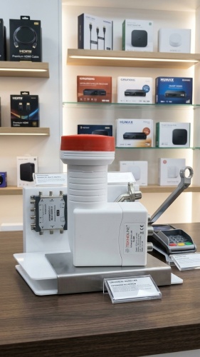 Teknoline TL-444 Dört Çıkışlı (Quad) Full HD LNB – Yüksek Kazançlı & Düşük Gürültülü Uydu LNB